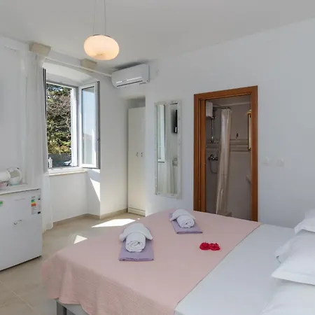 Konukevi Libertas 1 Dubrovnik