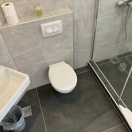 Guest house Libertas 1 *