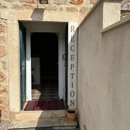 Casa de hóspedes Libertas 1 3*